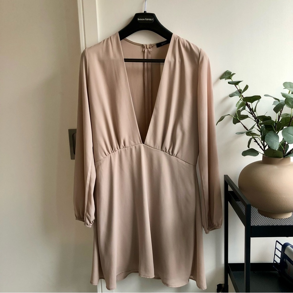 Mendocino Chiffon Deep V Short Dress